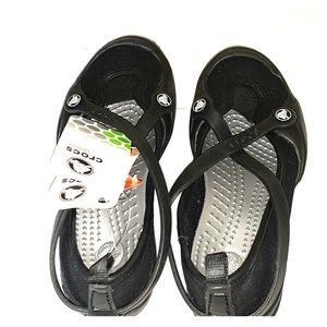 NWT Crocs shoes